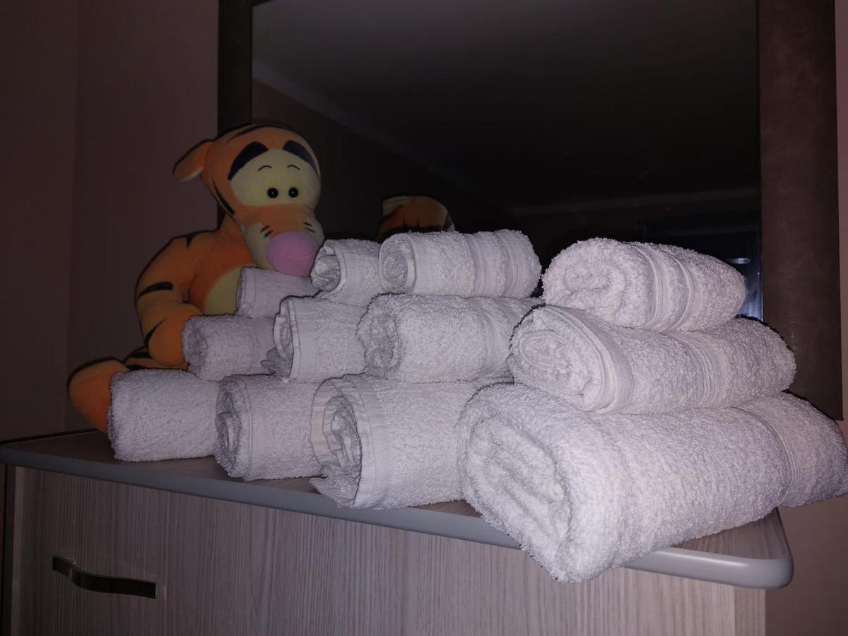ナポリMasaniello'S Houseアパートメント エクステリア 写真