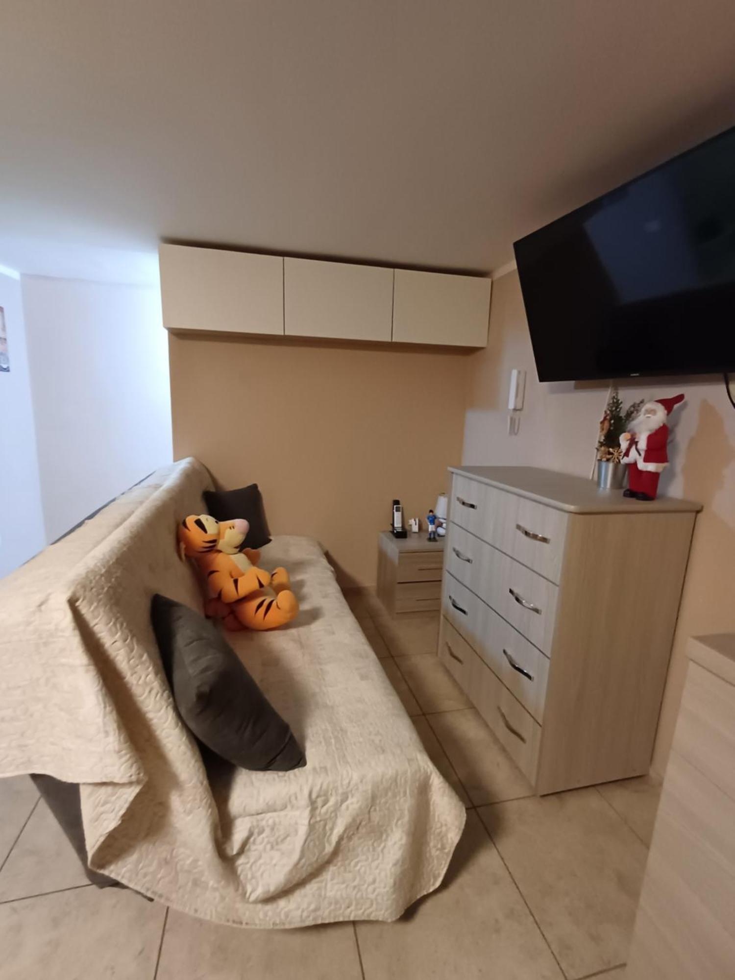 ナポリMasaniello'S Houseアパートメント エクステリア 写真