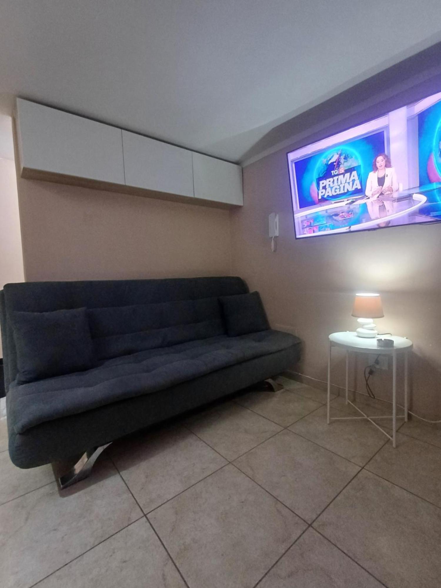 ナポリMasaniello'S Houseアパートメント エクステリア 写真